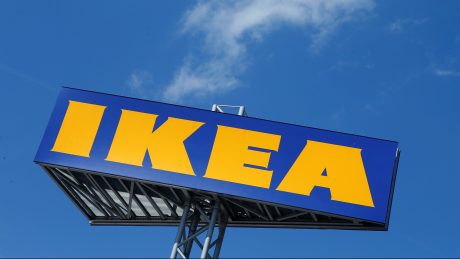 ikea sign e1526484074400 Економічні новини - головні новини України та світу