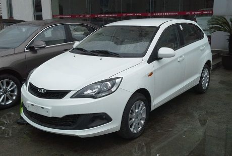 chery fulwin 2 hatch facelift china 2015 04 06 Економічні новини