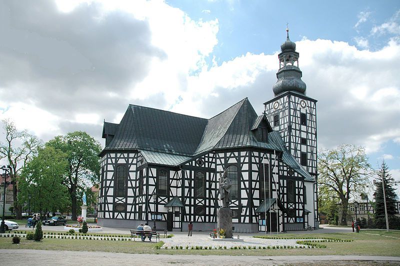 1027515 800x600 800px poland milicz grace church Економічні новини