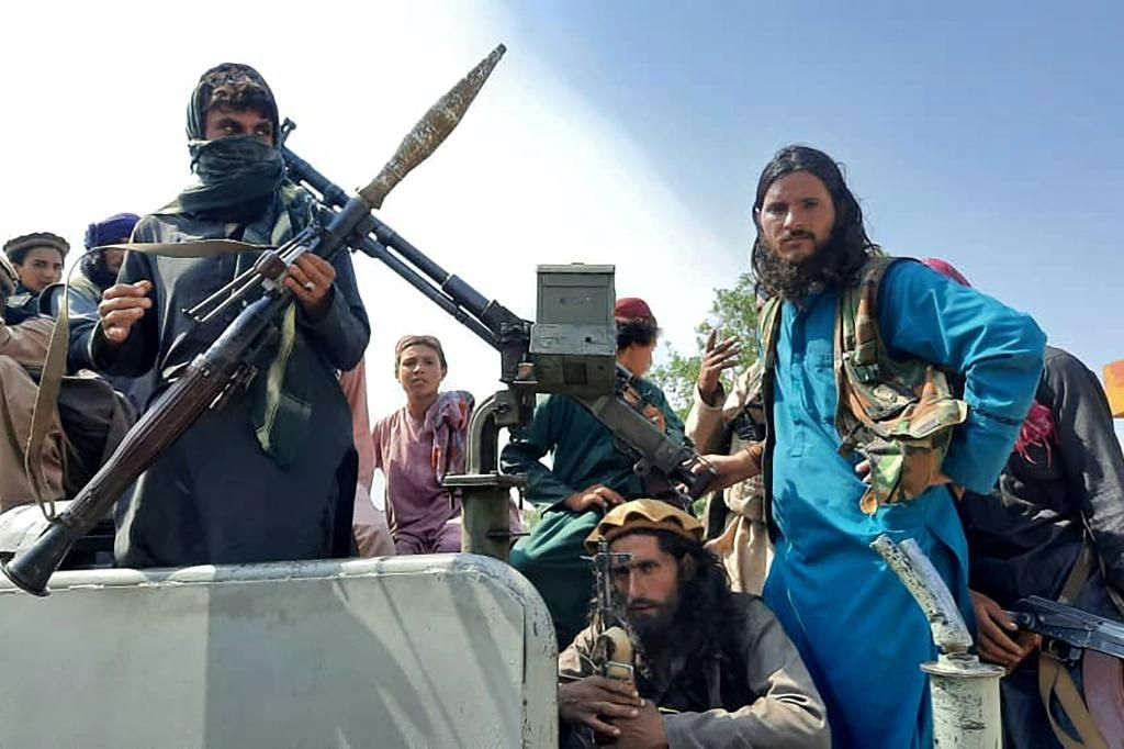 taliban fighters are seen in afghanistans laghman province Економічні новини