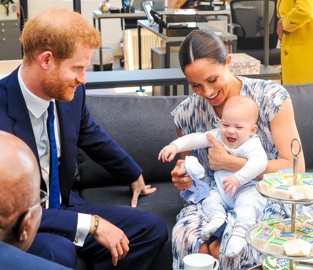 0 prince harry and meghan duchess of sussex welcome second child archive images Економічні новини