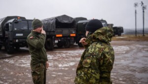 voennye gettyimages 1364433783 650x410 Економічні новини - головні новини України та світу