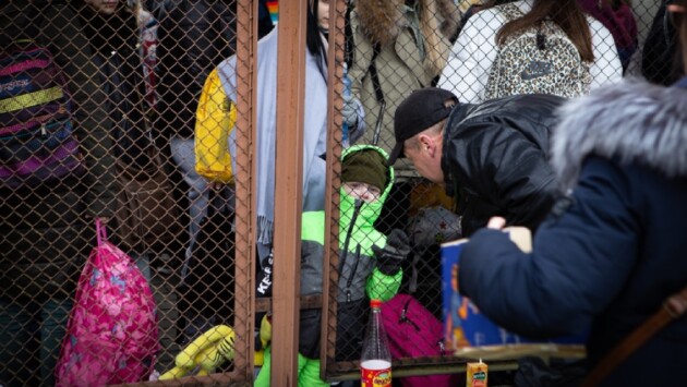 d2686fd depositphotos kutsvg ukraine eu help refugees 1 1 Економічні новини - головні новини України та світу