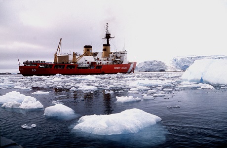 uscgc polar star wagb 10 near palmer station in 1983 Економічні новини - головні новини України та світу