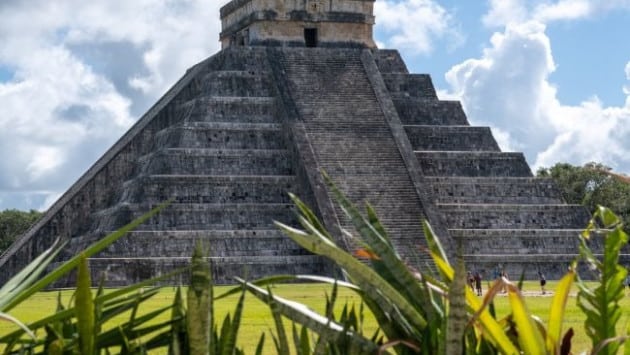 ruins of the ancient mayan civil Економічні новини - головні новини України та світу