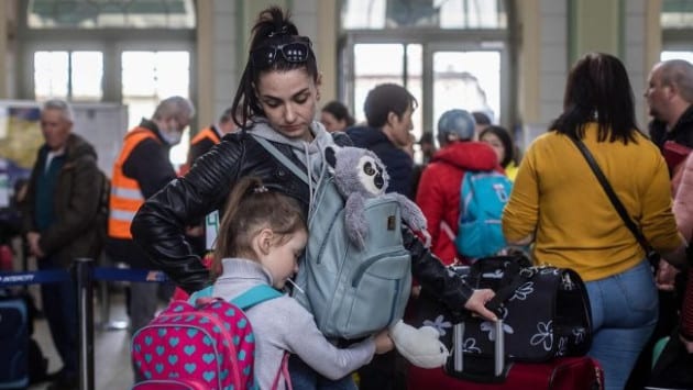 mama ditina vokzal polshcha 650 Економічні новини - головні новини України та світу