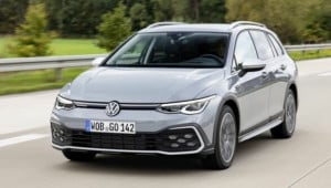 volkswagen golf 1 587x391 1 Економічні новини - головні новини України та світу