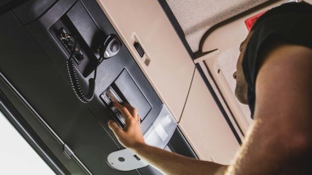 ahr0chm6ly9odnlseweubmv0l2nyb3bz Економічні новини - головні новини України та світу