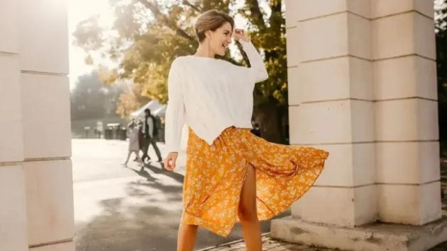 young pretty happy smiling woman 1 Економічні новини - головні новини України та світу