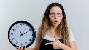 young professional hairdresser w 1 Економічні новини - головні новини України та світу