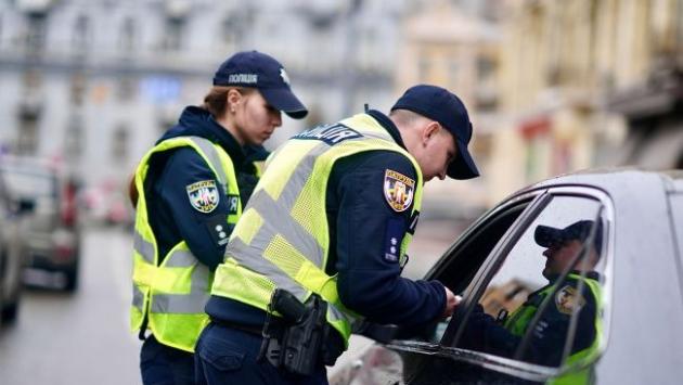 politsiya avto shtraf posvidch Економічні новини - головні новини України та світу