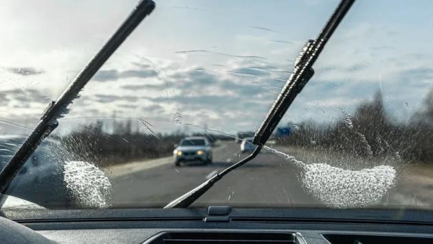 avtomobil nye dvorniki ocisaut v Економічні новини - головні новини України та світу