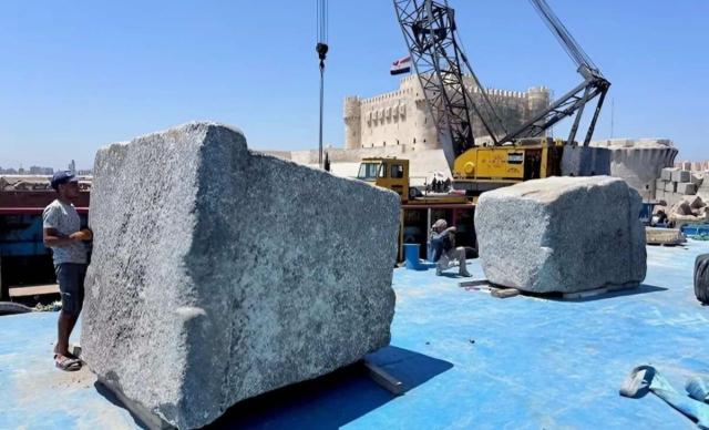 blocks recovered from the sea of the alexandria lighthouse Економічні новини - головні новини України та світу