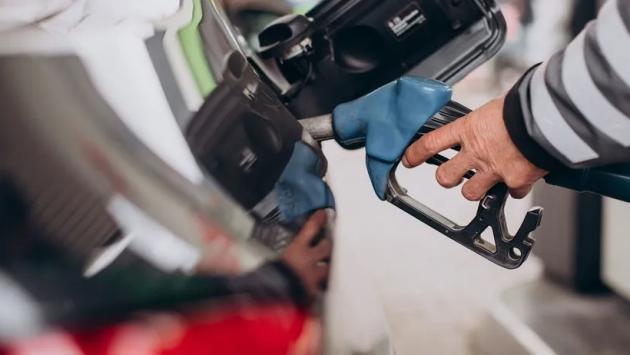 car refueling fuel station Економічні новини - головні новини України та світу